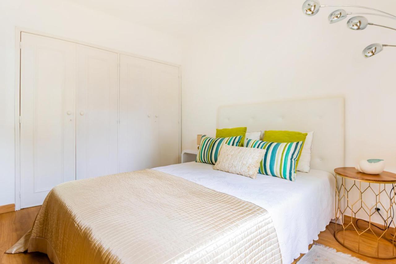Sunny Oasis With Pool Apartment Albufeira