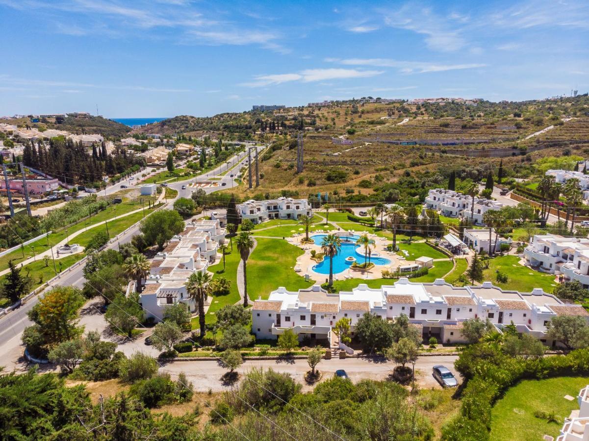 Sunny Oasis With Pool Albufeira
